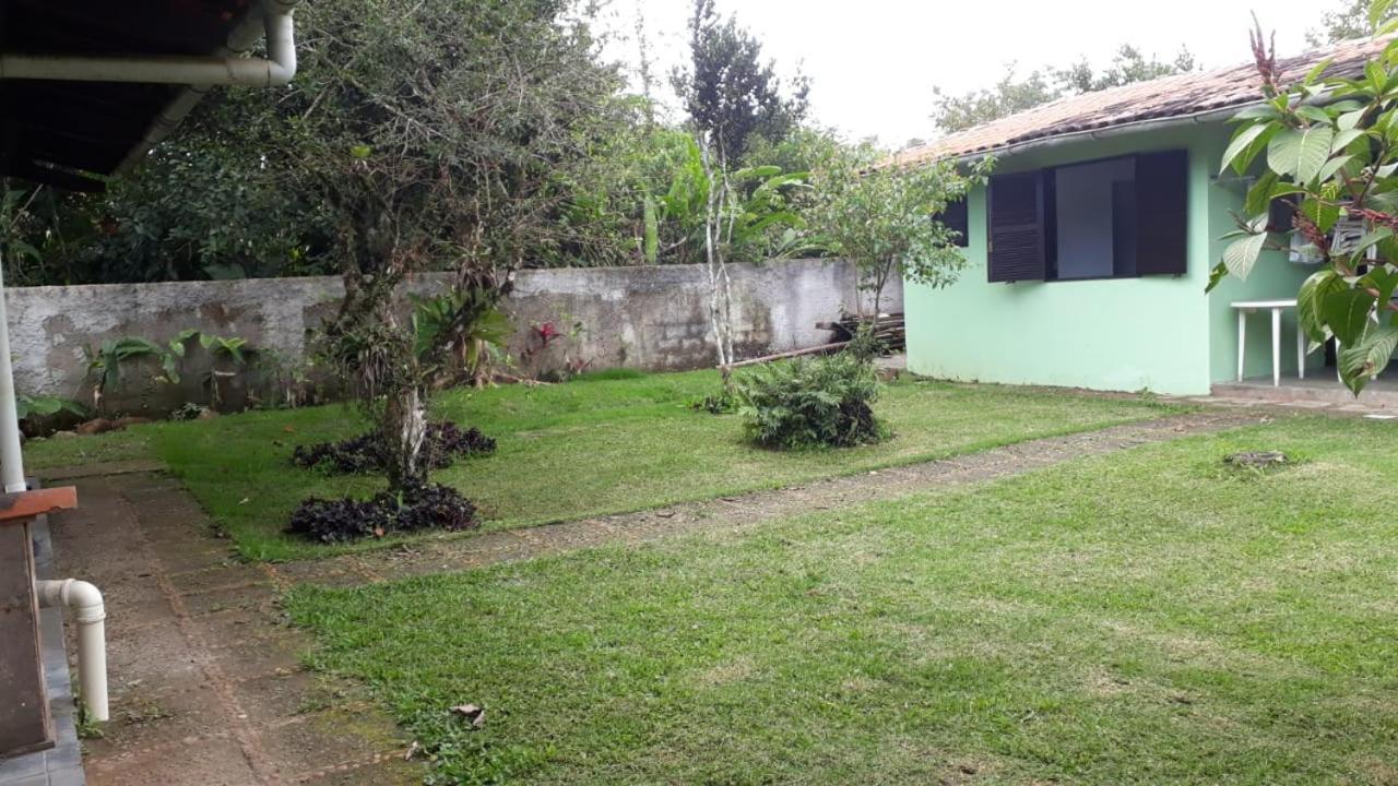 Appartamento Casa, quarto inteiro e quarto compartilhado Juréia Esterno foto